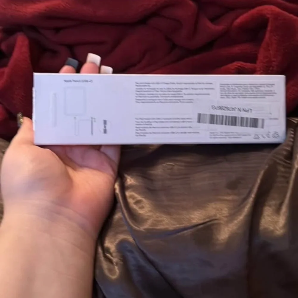 Apple Pencil Box in White